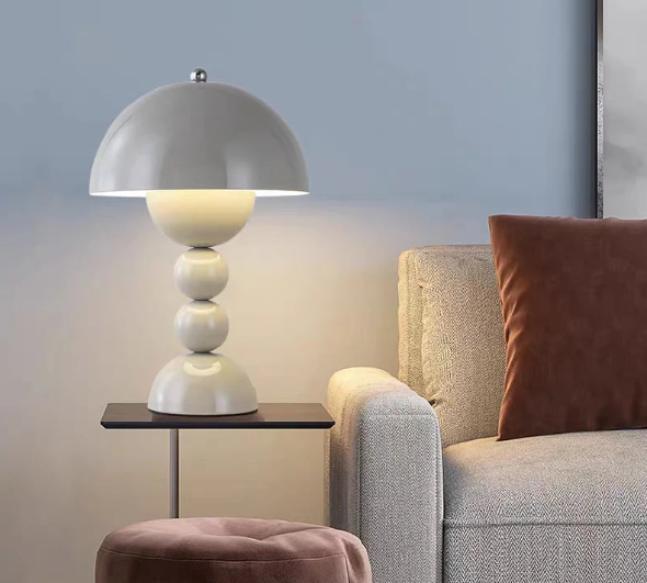 LED Flower Bud Table Lamp – Dimmable Nordic Bedside and Desk Light with USB Power for Bedroom and Home Decoration