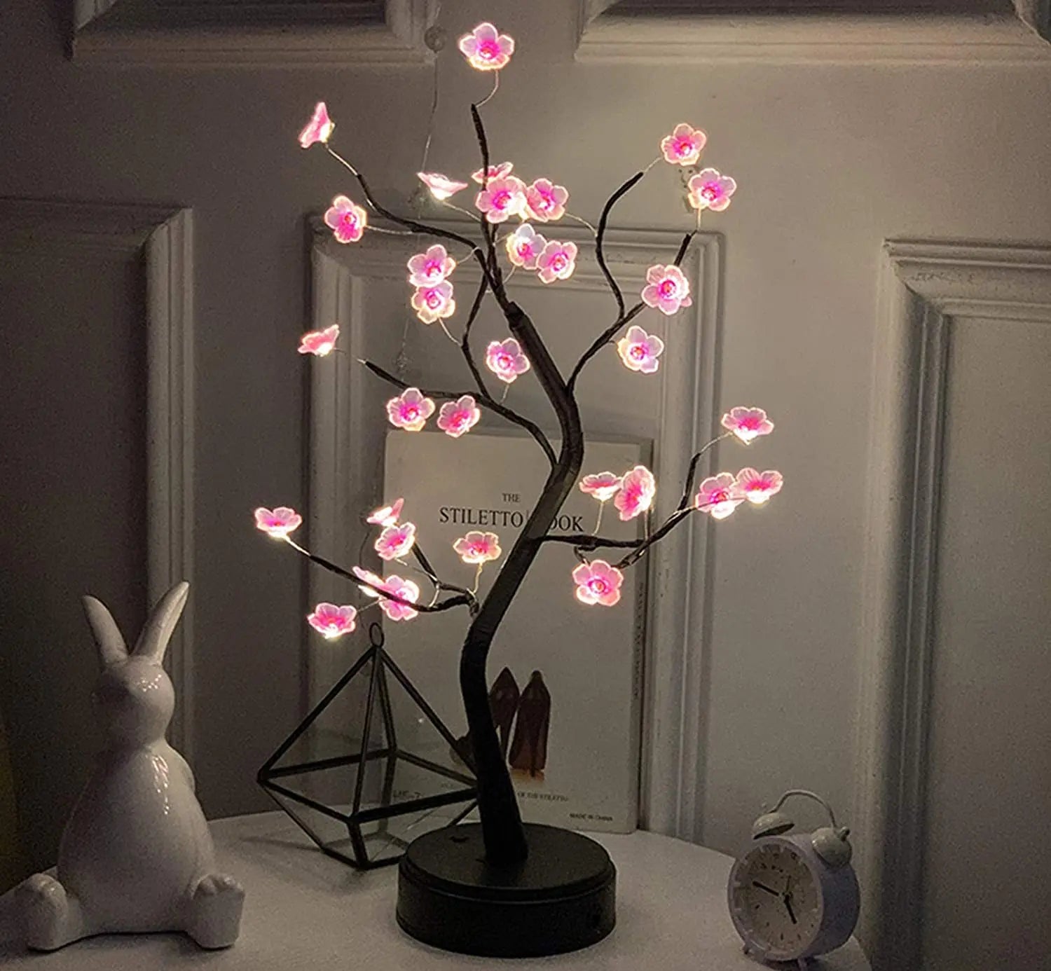 USB or Battery Powered Cherry Blossom LED Tree Lamp – Warm White Decorative Bonsai Light for Home and Bedroom