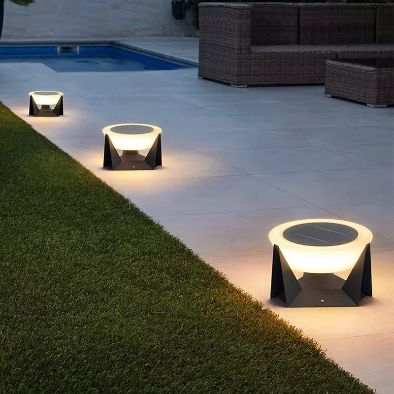 Modern LED Solar Garden Column Lamp, Waterproof Fence Gate Cap Post Light, Patio & Landscape Lighting Decoration