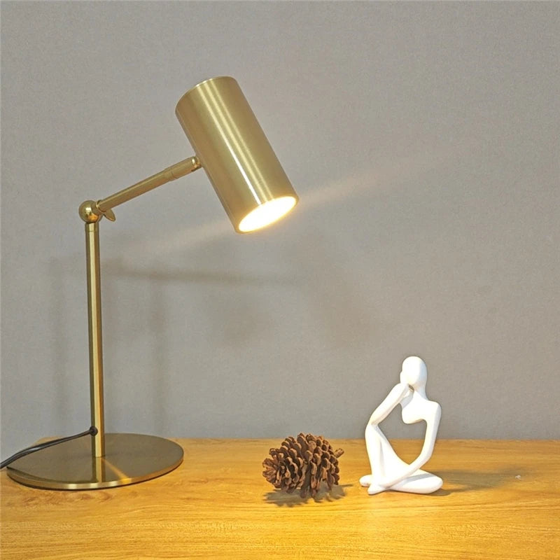 Modern Creative Golden Table Lamp – Eye Protection Desk and Bedside Light for Nordic Living Rooms and Bedrooms