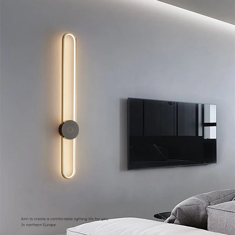 Modern Linear LED Wall Sconce – Ambient Bedroom and Hallway Lighting in Metal and Silicone