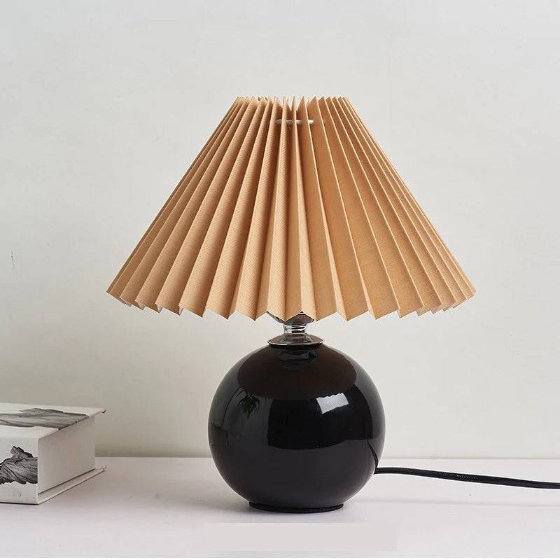 Vintage Pleated Table Lamp – Ceramic Base with LED E27 Tricolor Bulb for Bedroom Decorative Night Lighting