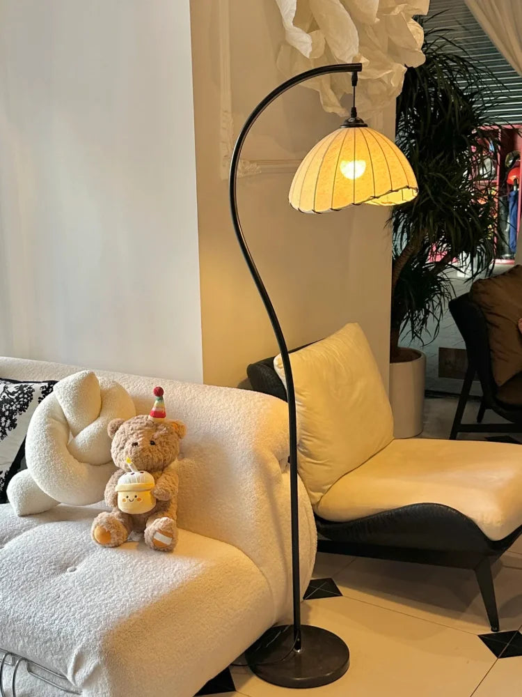 Retro Style Floor Lamp – Antique Fabric Shade Standing Light for Living Room, Bedroom, and Sofa Corners