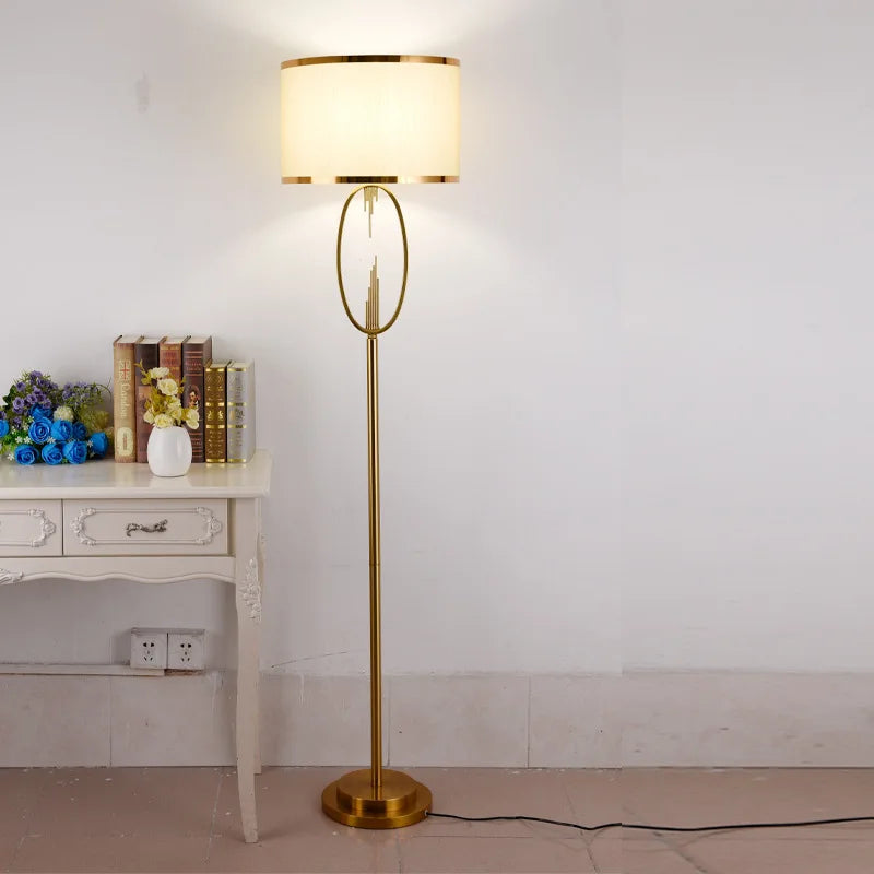 Light Luxury Post-Modern Floor Lamp – Nordic Metal Creative Living Room and Bedroom Decorative Lamp