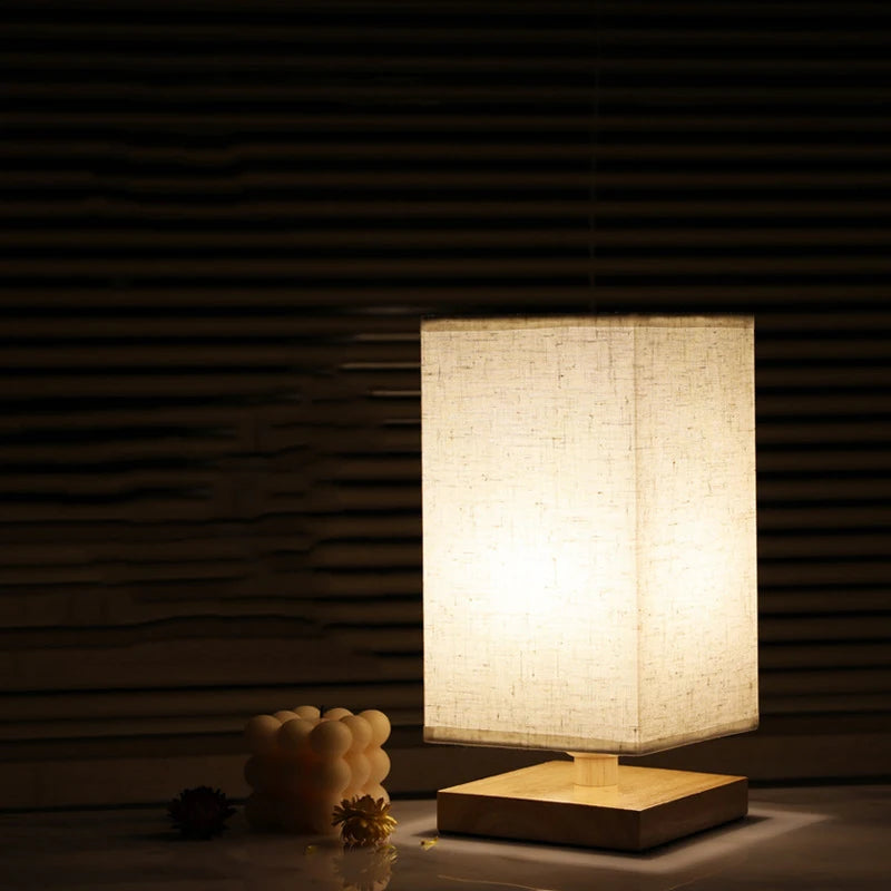 Vintage Chinese Style Wooden Table Lamp – Retro Landscape Painting Desk Light for Bedroom and Artistic Room Decoration