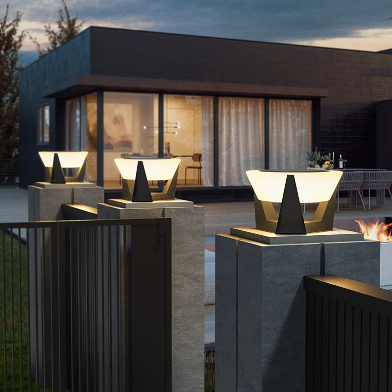 Modern LED Solar Garden Column Lamp, Waterproof Fence Gate Cap Post Light, Patio & Landscape Lighting Decoration