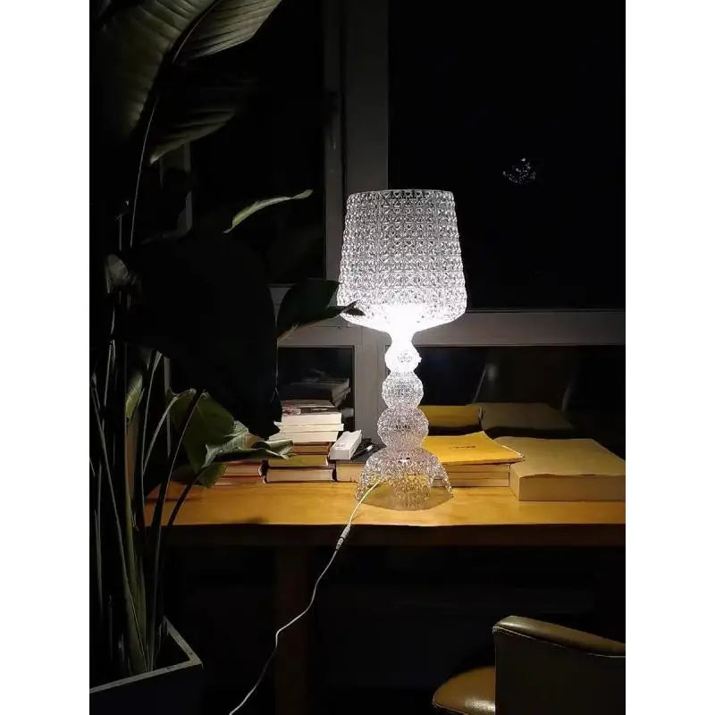 Italian Designer Acrylic Glass Wine Glass Lamp – Modern Ambient Floor Light for Exhibition Halls, Living Rooms, and Bedrooms