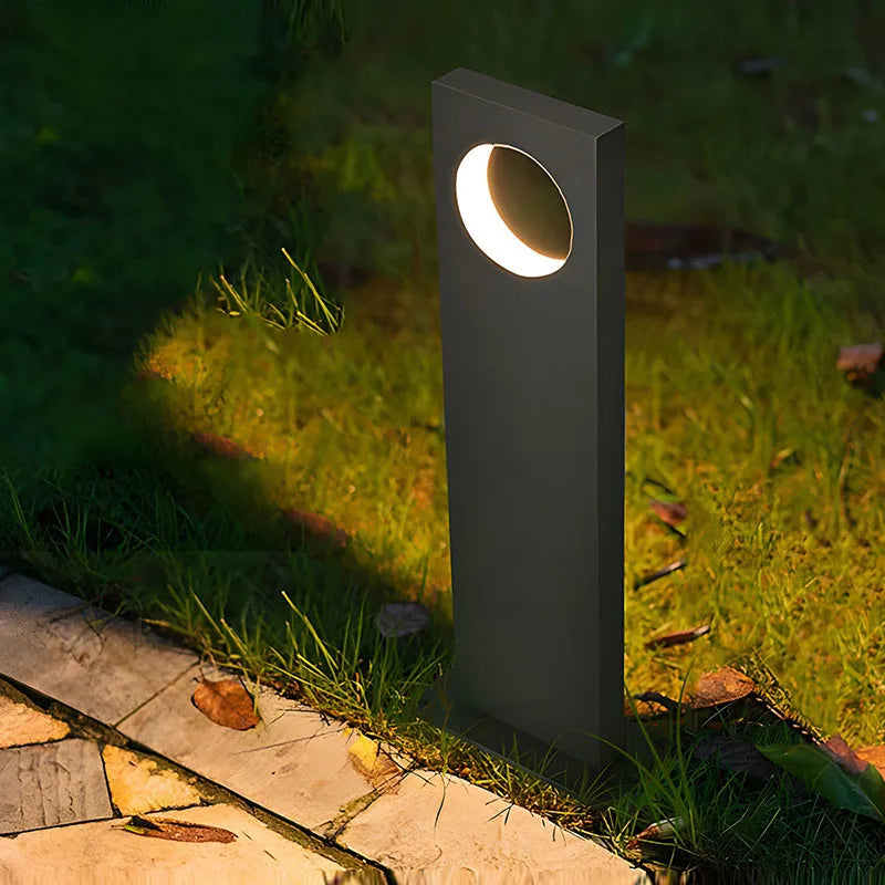 Outdoor LED Waterproof Lawn Lamp – Modern IP65 Landscape Light for Courtyard, Villa, Garden & Park