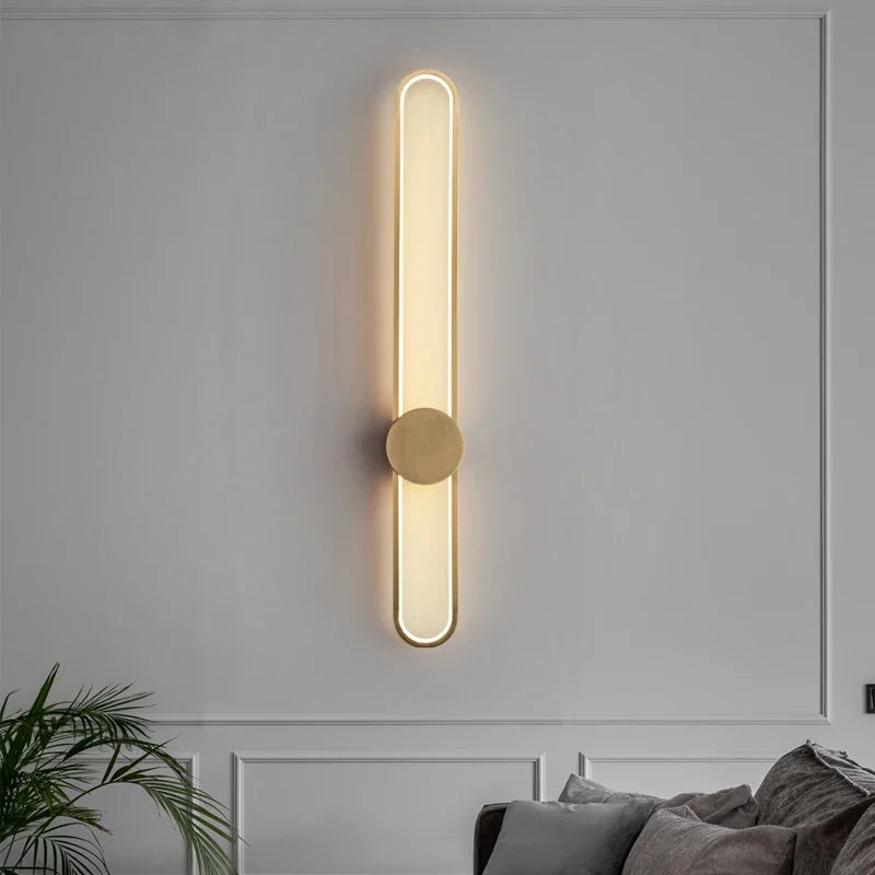 Modern Linear LED Wall Sconce – Ambient Bedroom and Hallway Lighting in Metal and Silicone
