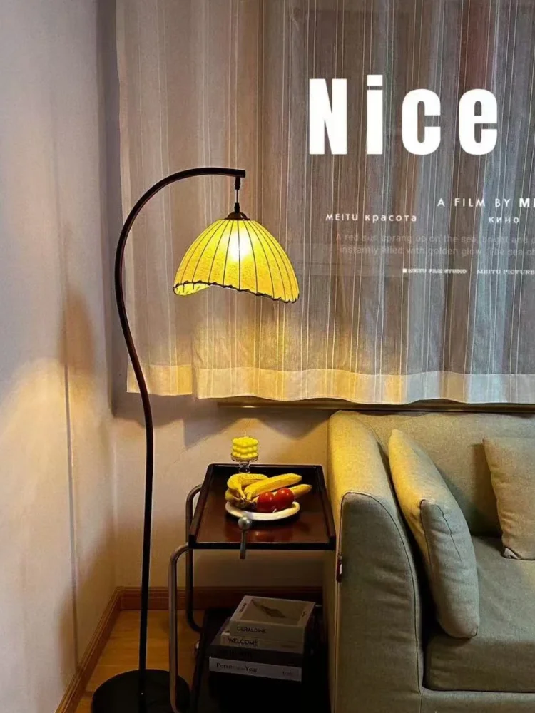 Retro Style Floor Lamp – Antique Fabric Shade Standing Light for Living Room, Bedroom, and Sofa Corners