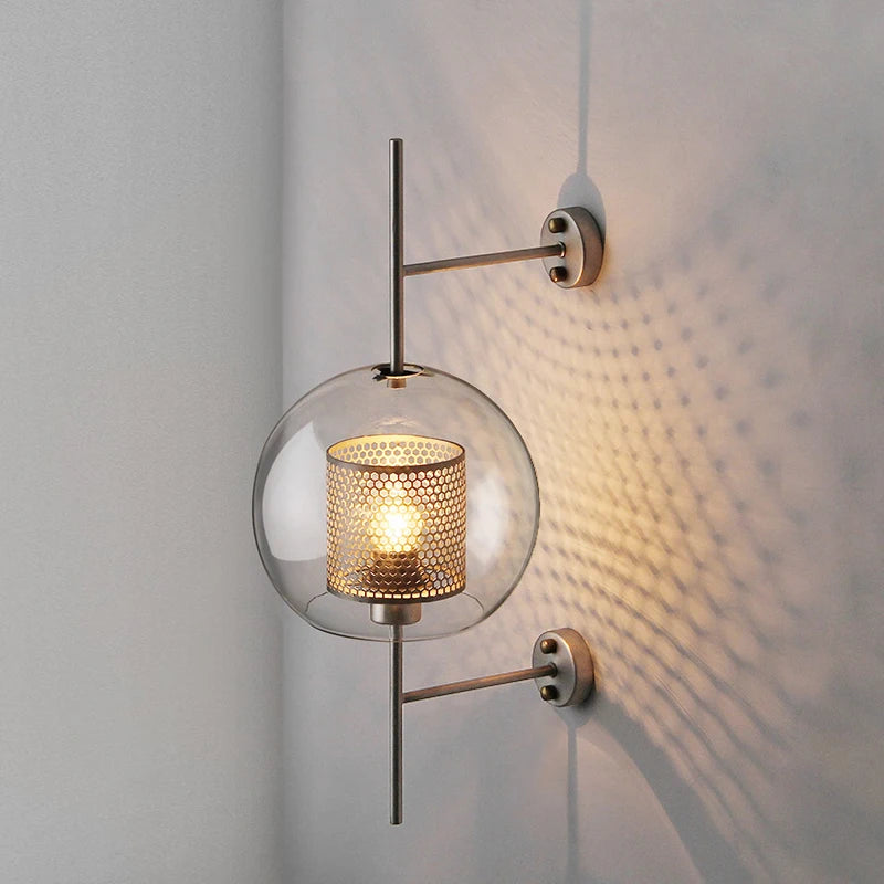 Modern Clear Glass Globe Wall Lamp – Golden Industrial Sconce for Bedside, Living Room, and Home Corridor Décor