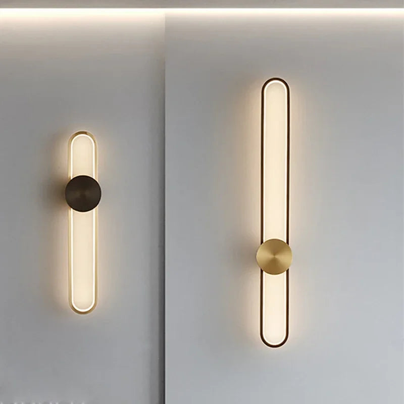 Modern Linear LED Wall Sconce – Ambient Bedroom and Hallway Lighting in Metal and Silicone
