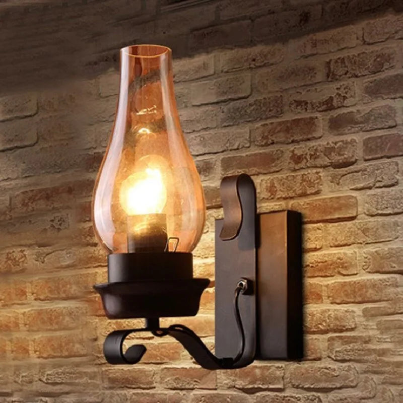 Retro Industrial Iron Wall Lamp – Vintage Kerosene-Style Glass Sconce for Restaurants, Corridors, Bedrooms, and Loft Interiors
