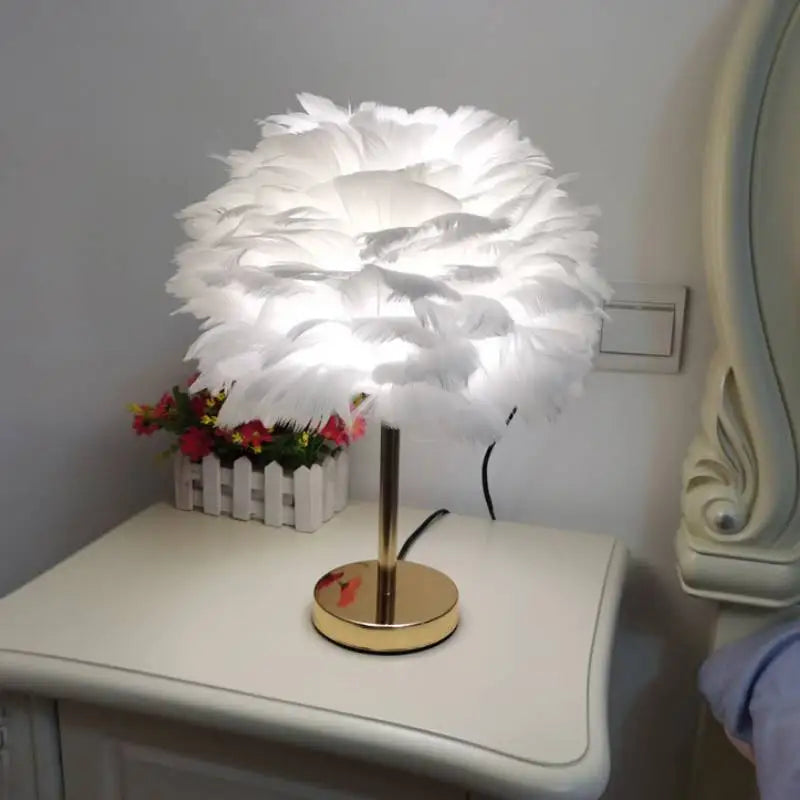 Modern Feather Table Lamp – Romantic Decorative Bedside & Living Room Light