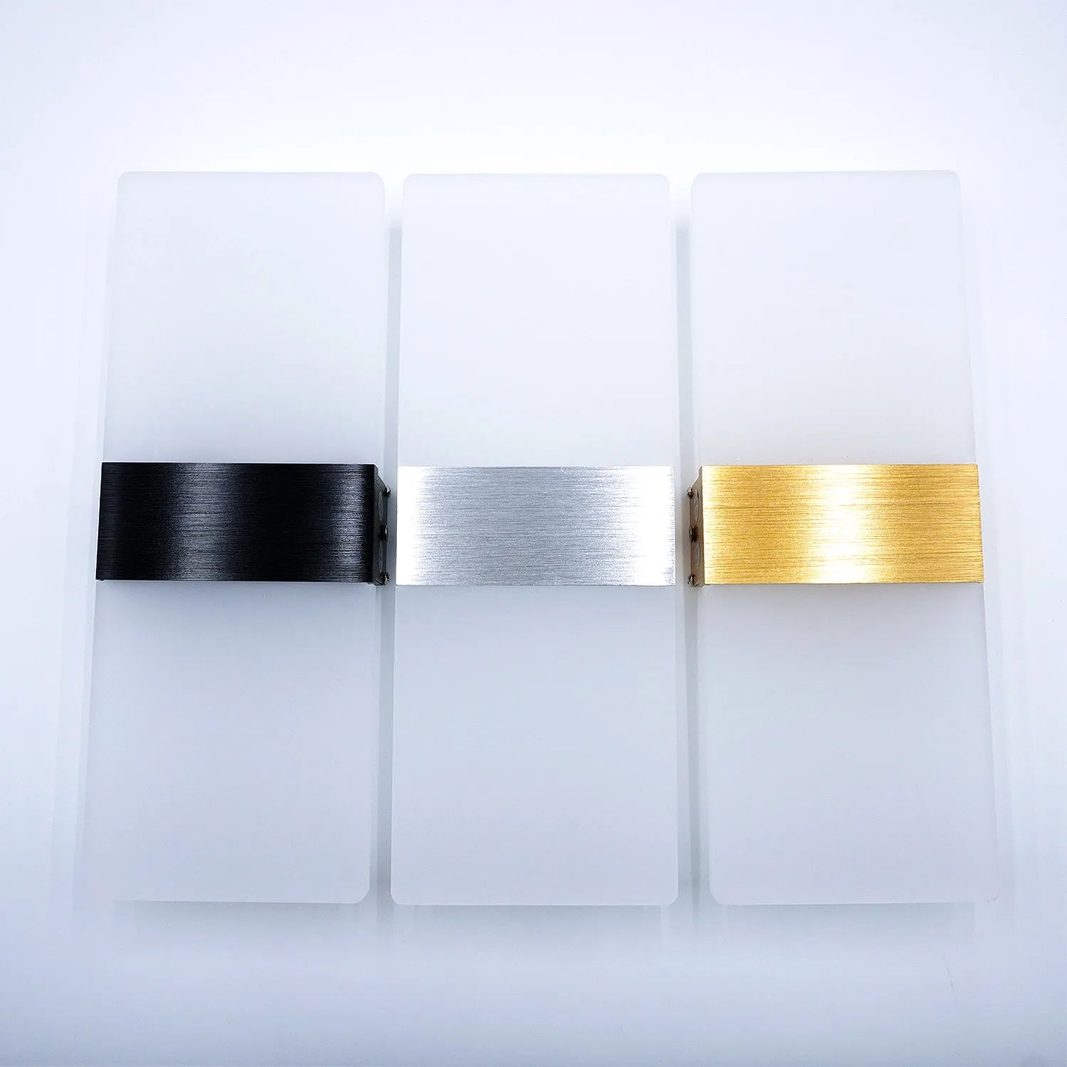 Modern Minimalist LED Wall Sconce – Aluminum and Acrylic Up–Down Light for Bedroom, Living Room & Corridor